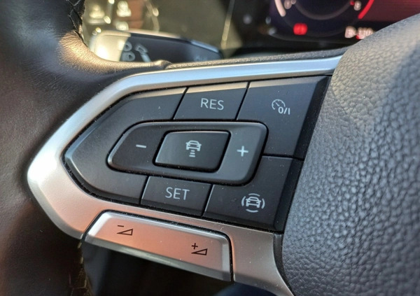 Volkswagen Golf cena 79900 przebieg: 16250, rok produkcji 2020 z Szprotawa małe 277